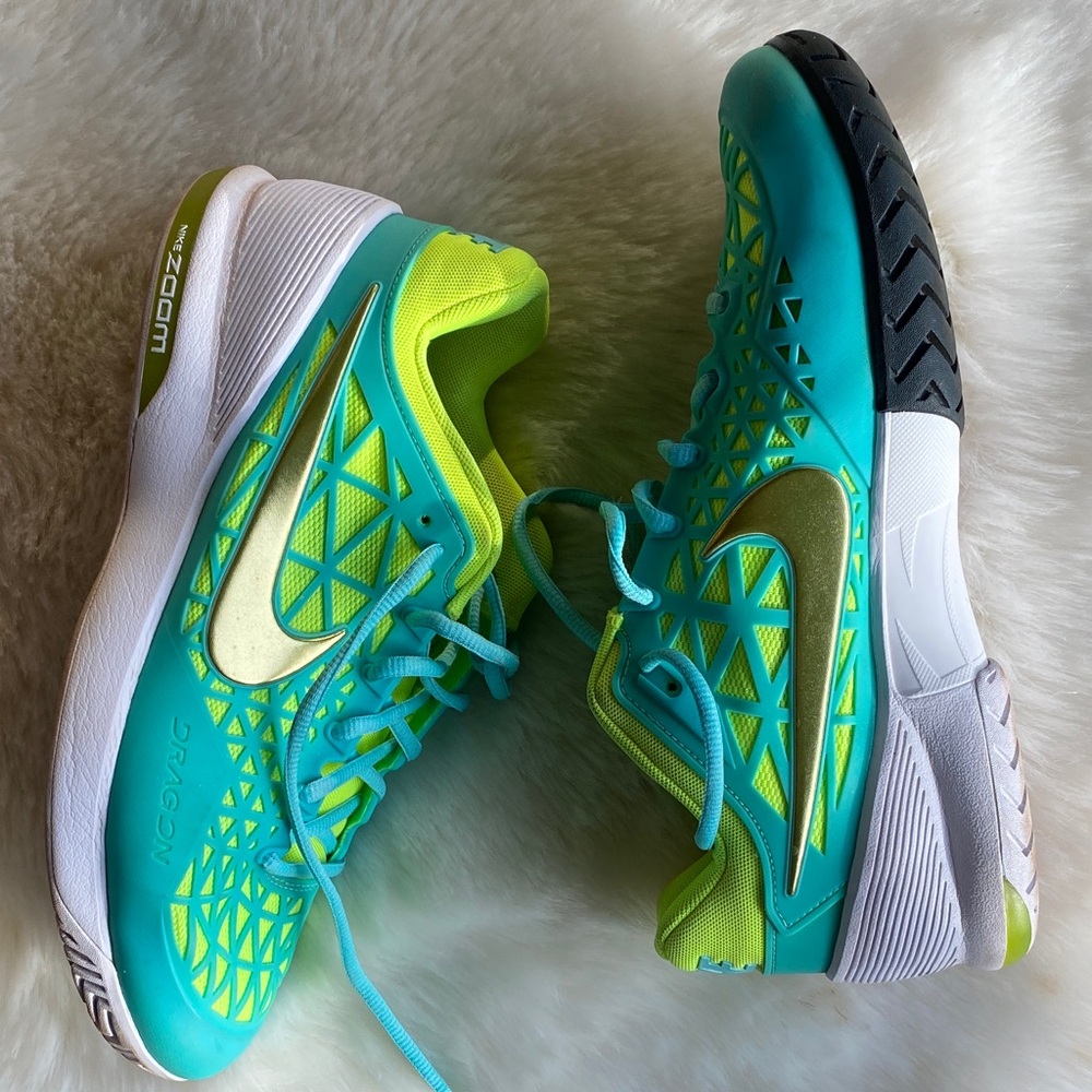 Nike Women's Blue and Green Athletic Shoes